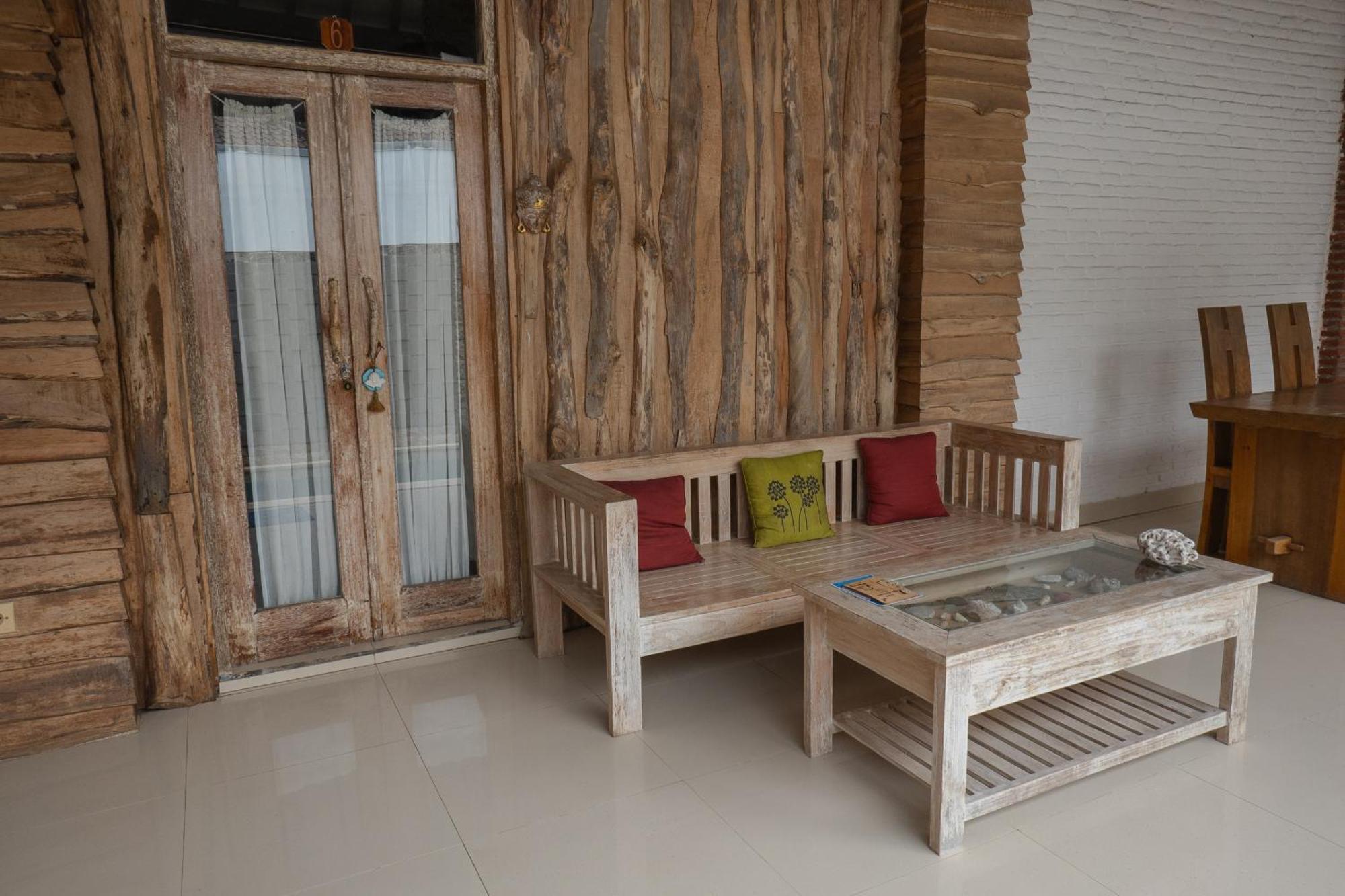 Villa Rika Gili Trawangan Extérieur photo